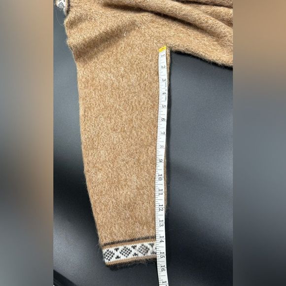 Vintage Handmade Alpaca Wool Peruvian Sweater Button Down Cardigan Tan Khaki S - Picture 8 of 9
